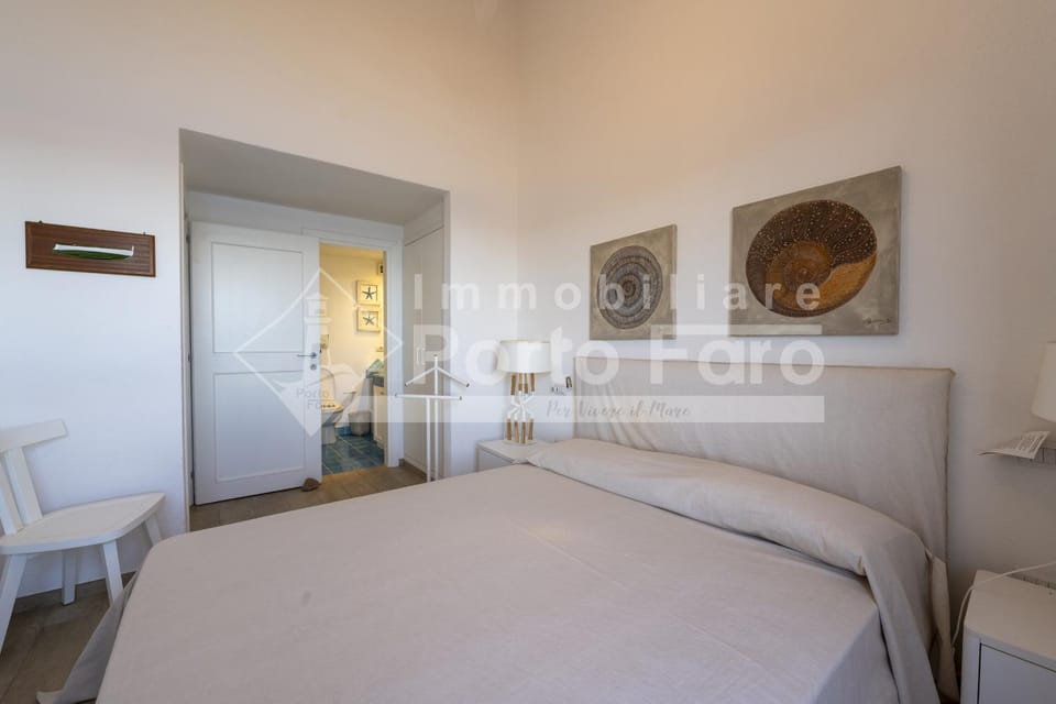21 Pineta - Bilocale mansardato ristrutturato e vista mare Porto Faro Apartment in Palau