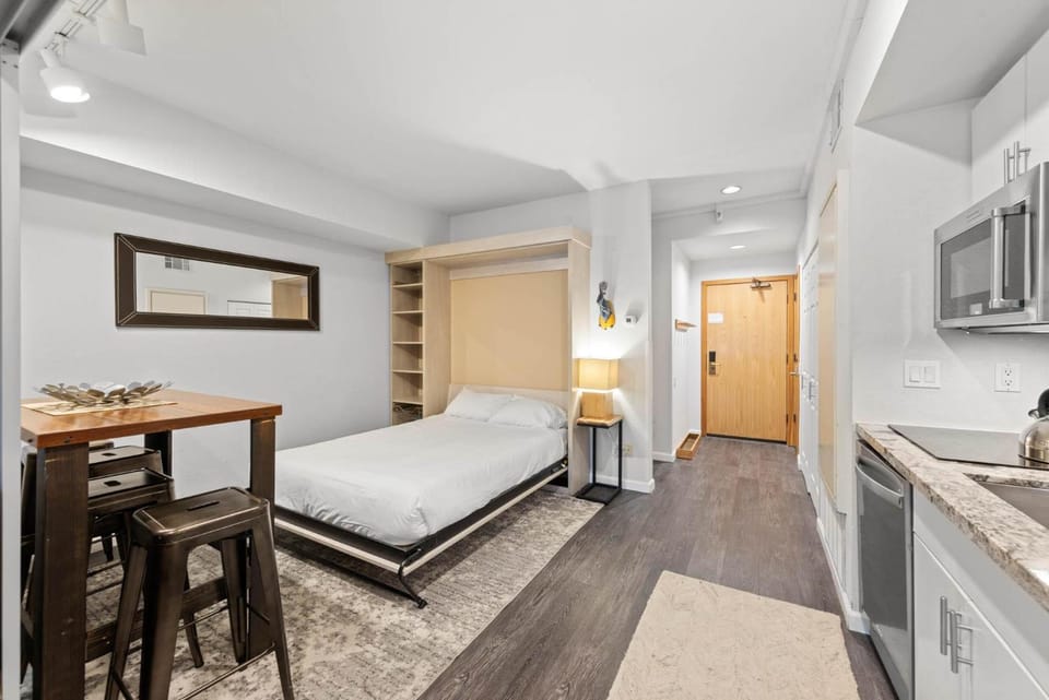 Palisades Tahoe Lodge Rentals Premium Studio #227 Apartment in Palisades Tahoe (Olympic Valley)