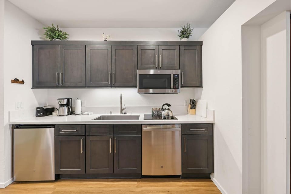 Palisades Tahoe Lodge Rentals Premium Studio #252 Apartment in Palisades Tahoe (Olympic Valley)