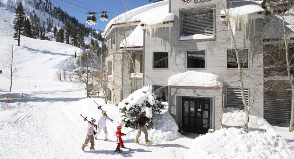 Palisades Tahoe Lodge Rentals Studio #109 Apartment in Palisades Tahoe (Olympic Valley)