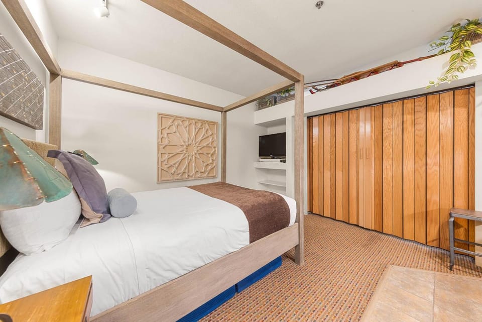 Palisades Tahoe Lodge Rentals Studio #146 Apartment in Palisades Tahoe (Olympic Valley)