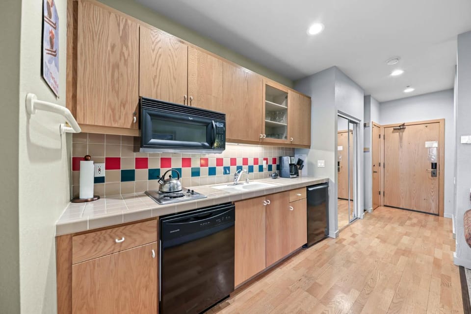 Palisades Tahoe Lodge Rentals Studio #156 Apartment in Palisades Tahoe (Olympic Valley)