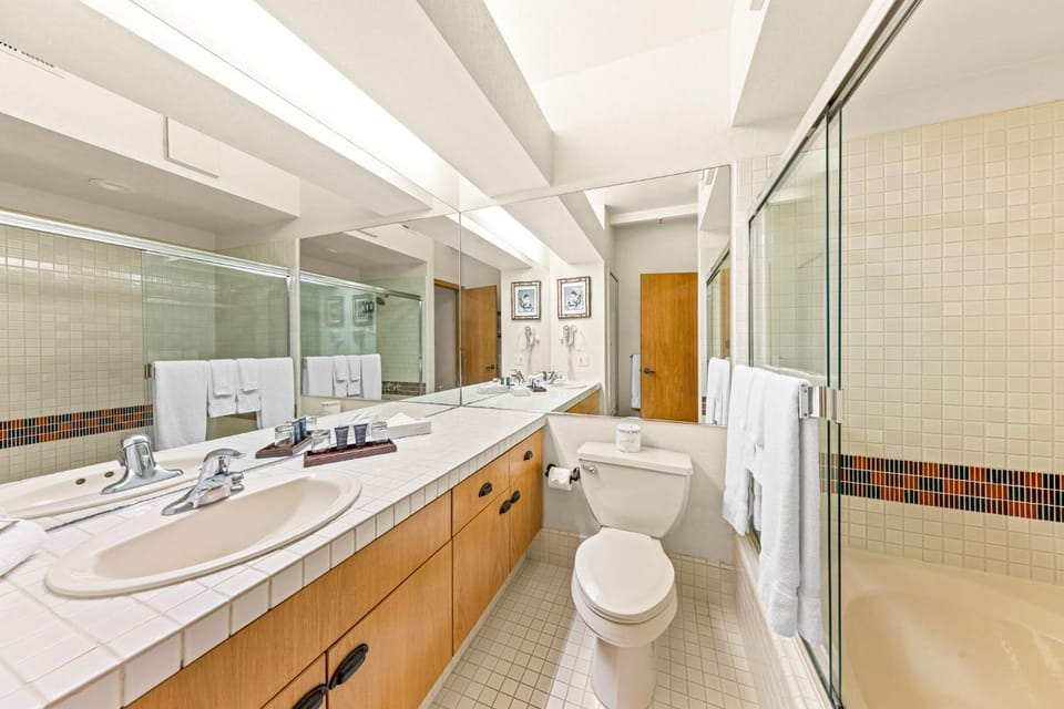 Palisades Tahoe Lodge Rentals Studio #207 Apartment in Palisades Tahoe (Olympic Valley)