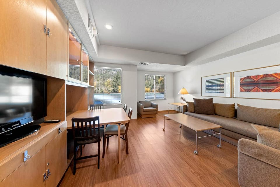 Palisades Tahoe Lodge Rentals Studio #229 Apartment in Palisades Tahoe (Olympic Valley)