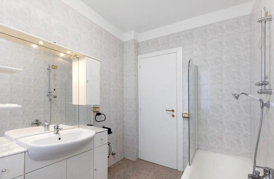 La Terrazza Guest House Bed and Breakfast in Province of Brescia