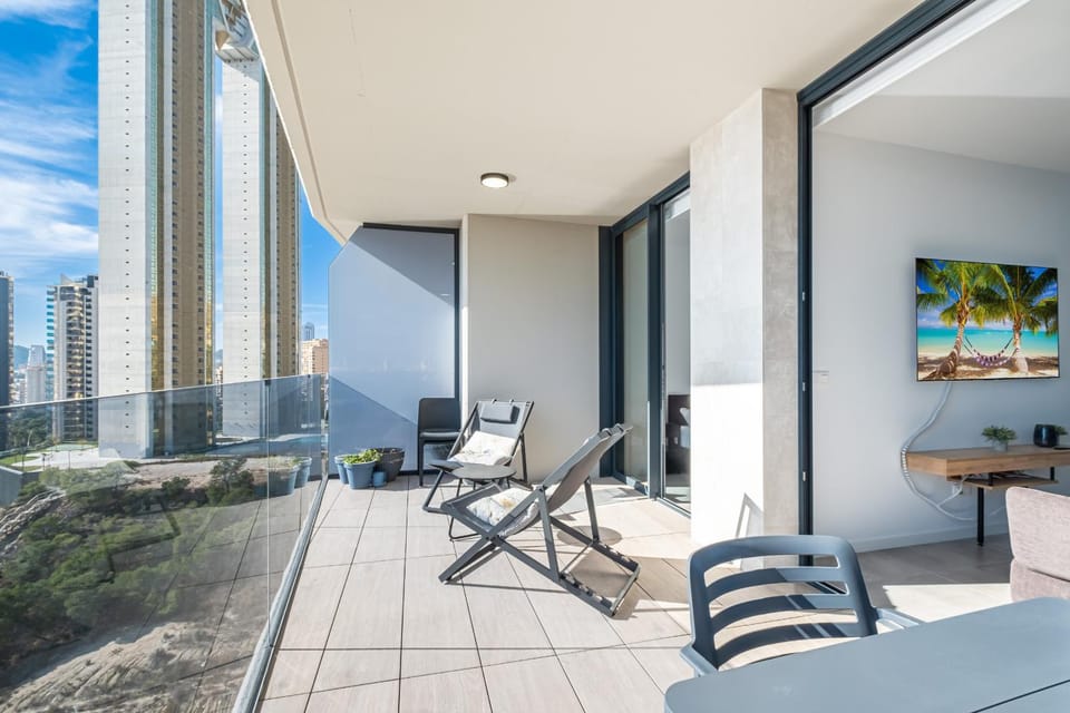 Day, View (from property/room), Balcony/Terrace, Living room, Dining area, sunbed