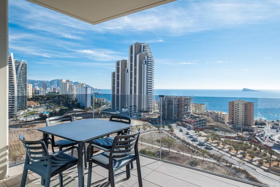 Off site, Day, Natural landscape, View (from property/room), Balcony/Terrace, Living room, Dining area, Beach, City view, Sea view