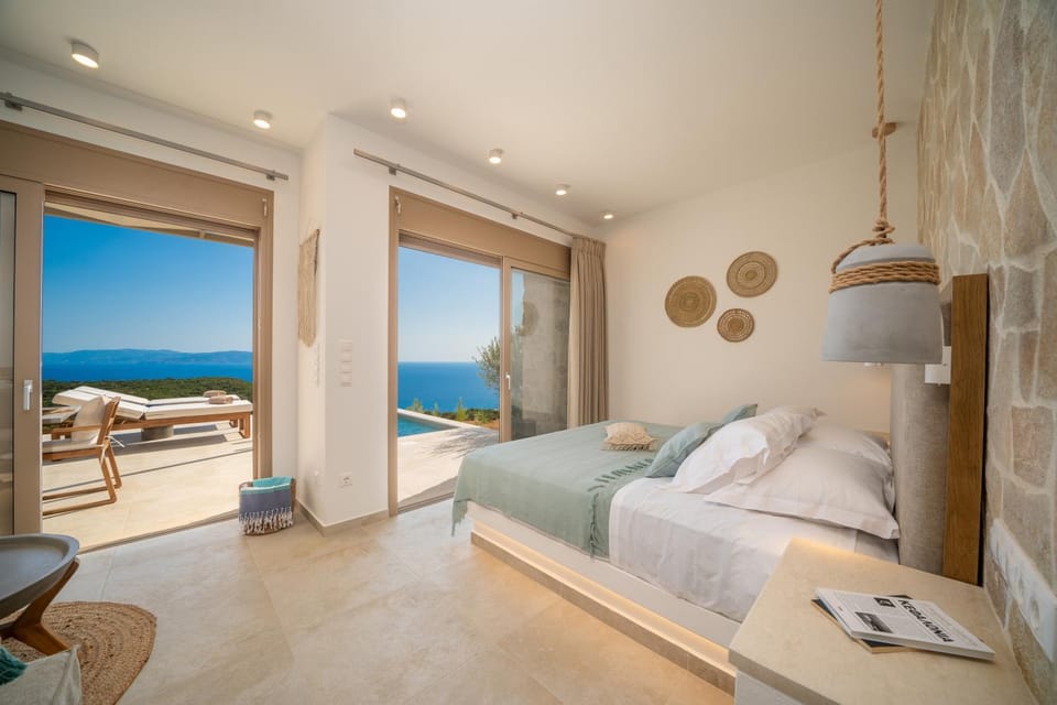 Bed, Natural landscape, Balcony/Terrace, Photo of the whole room, Bedroom, Sea view