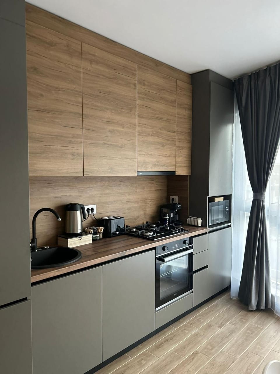 Coffee/tea facilities, pet friendly, stove, toaster