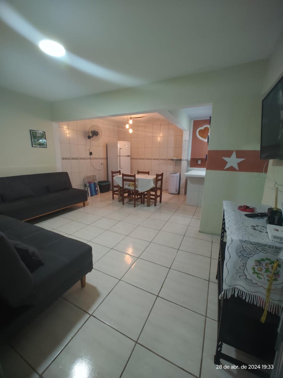 TV and multimedia, Living room, Seating area, Dining area