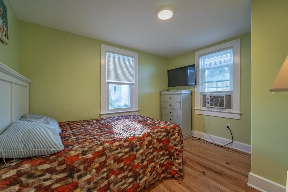 208 Cottage 3 Green 1st floor unit Apartment in Ocean City