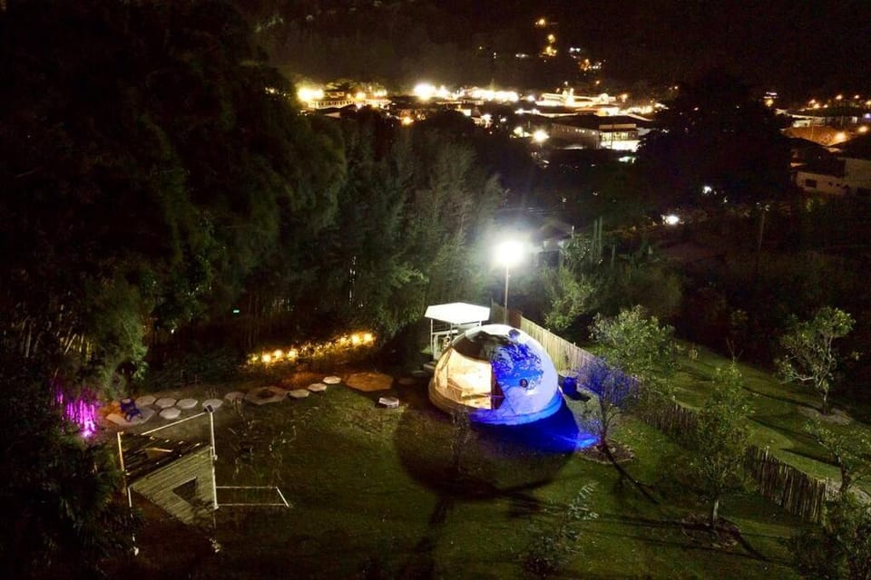 Night, Bird's eye view