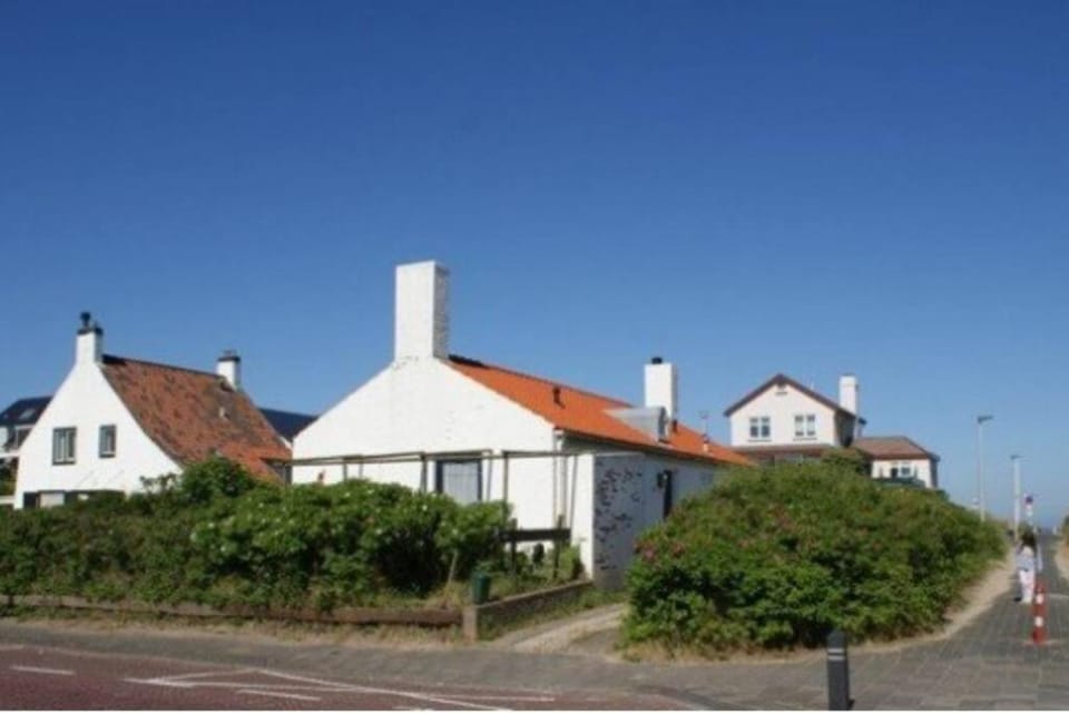 Neighbourhood, Street view