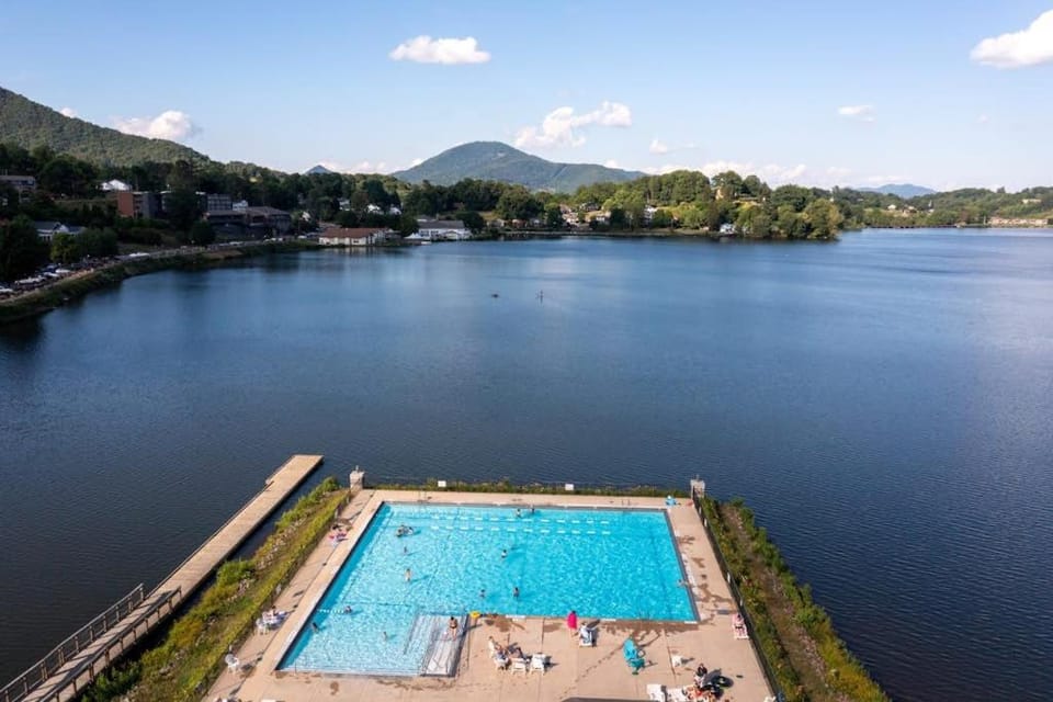Peaceful Abode House in Lake Junaluska