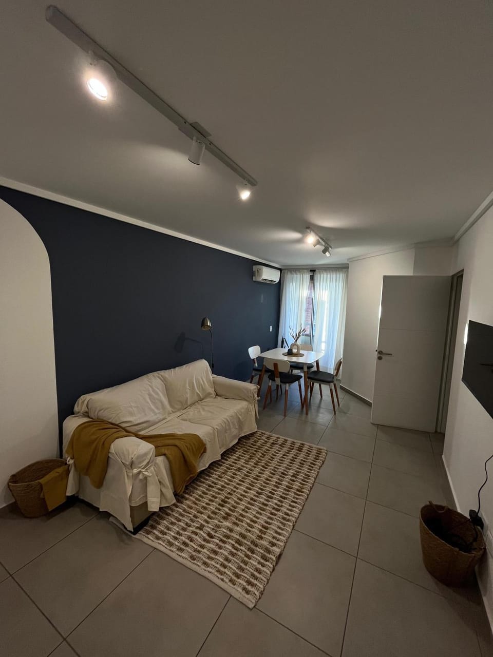 TV and multimedia, Living room, Photo of the whole room