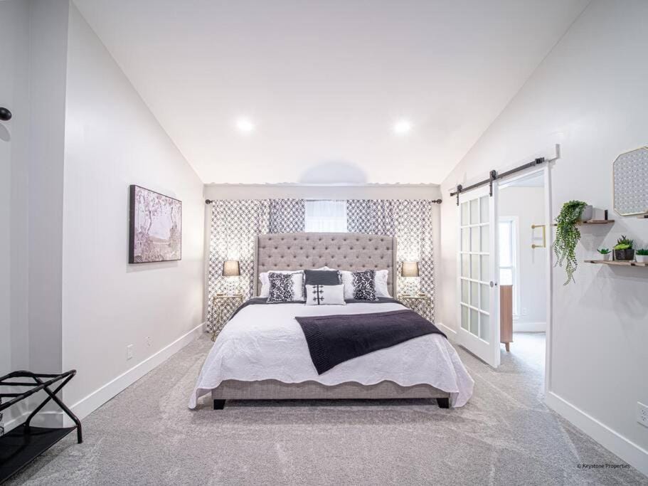 Bed, Bedroom