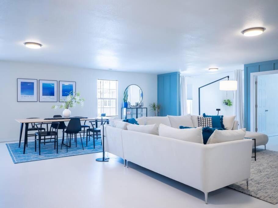 [L] House of Blues minutes KU/Mass & Shopping Apartment in Lawrence