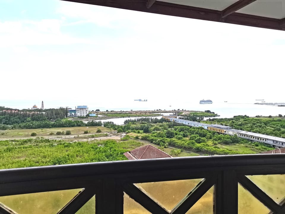 View (from property/room), Balcony/Terrace, Sea view