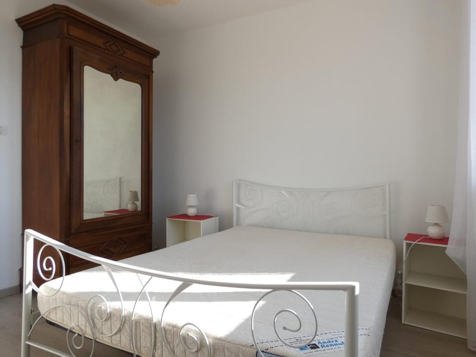 Maison 2 Chambres près Plage et Commerces - Parking Privé - FR-1-323-366 House in Saint-Jean-de-Monts