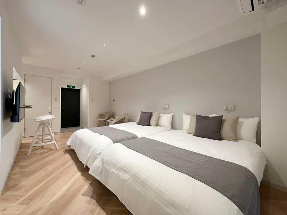 b hotel Rijodori - Breakfast & Comfort in Hiroshima's Heart Apartment in Hiroshima