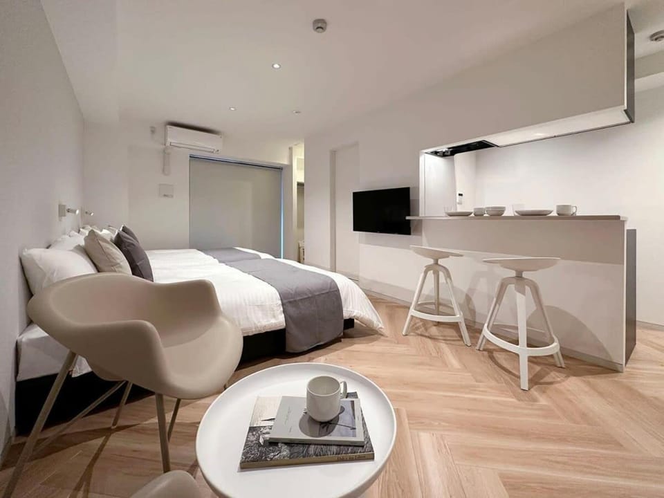 b hotel Rijodori - Breakfast & Comfort in Hiroshima's Heart Apartment in Hiroshima