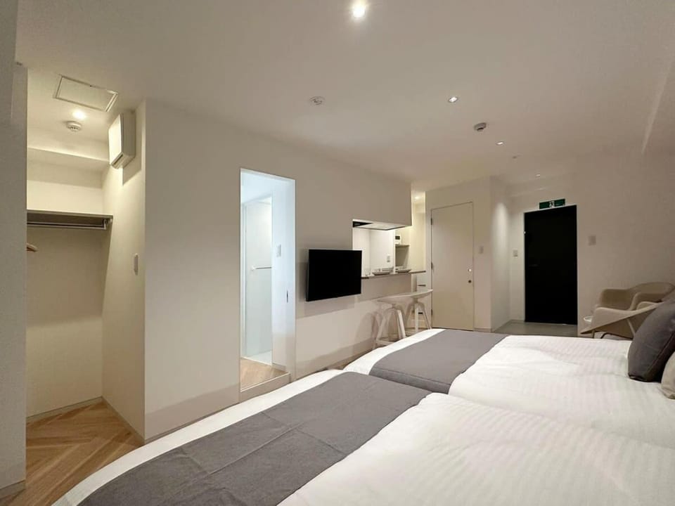 b hotel Rijodori - Breakfast & Comfort in Hiroshima's Heart Apartment in Hiroshima