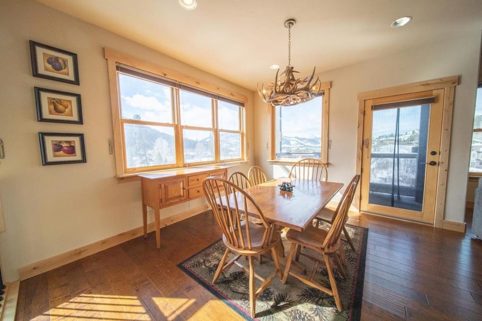 Frey Gulch 46 by SummitCove Lodging House in Keystone