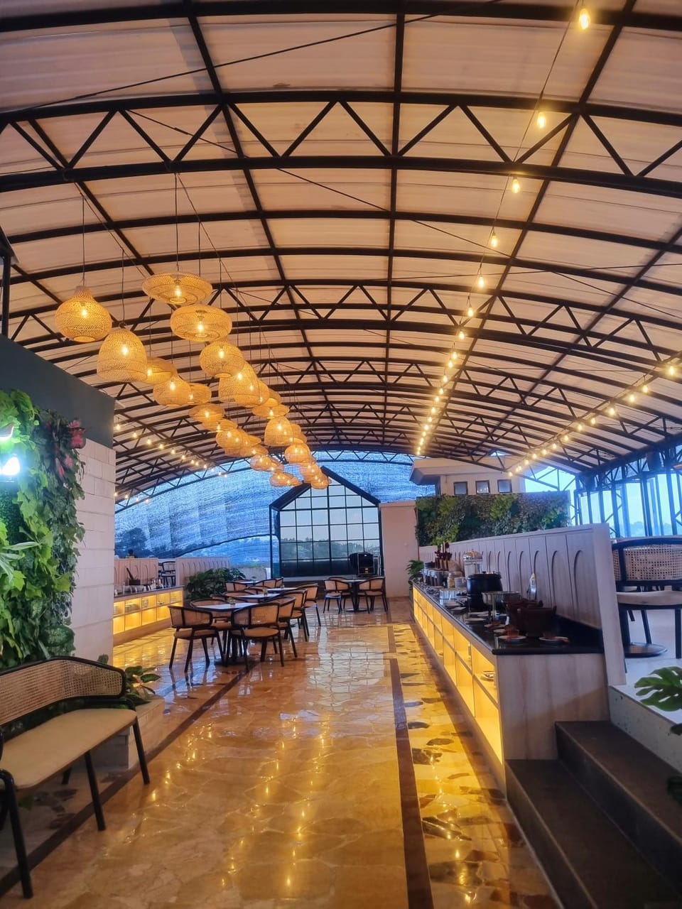 Restaurant/places to eat