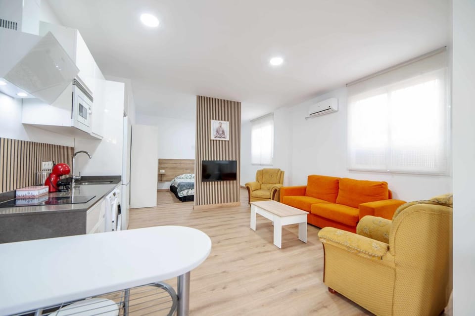 TV and multimedia, Seating area