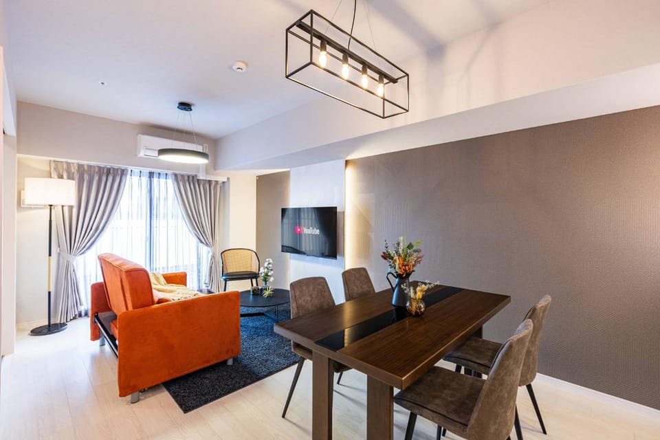 TV and multimedia, Living room, Dining area