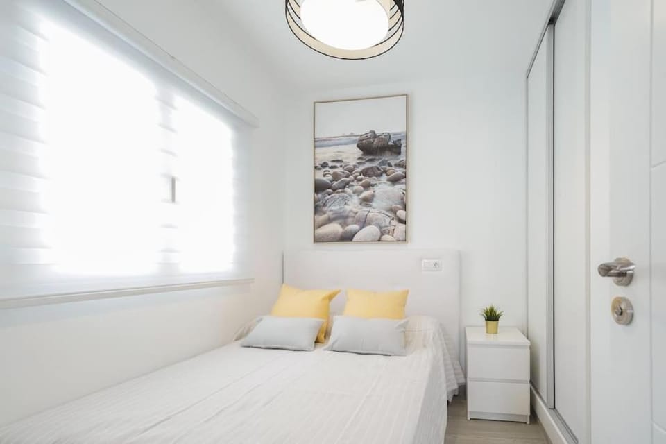 Luxury Solarium, Jacuzzi, A/C and Wi-fi Apartment in Puerto del Carmen