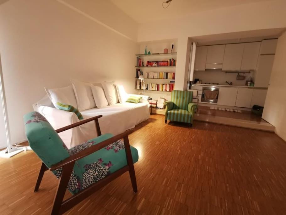 New Cosy Apartment near to Petruzzelli Theatre Apartment in Bari