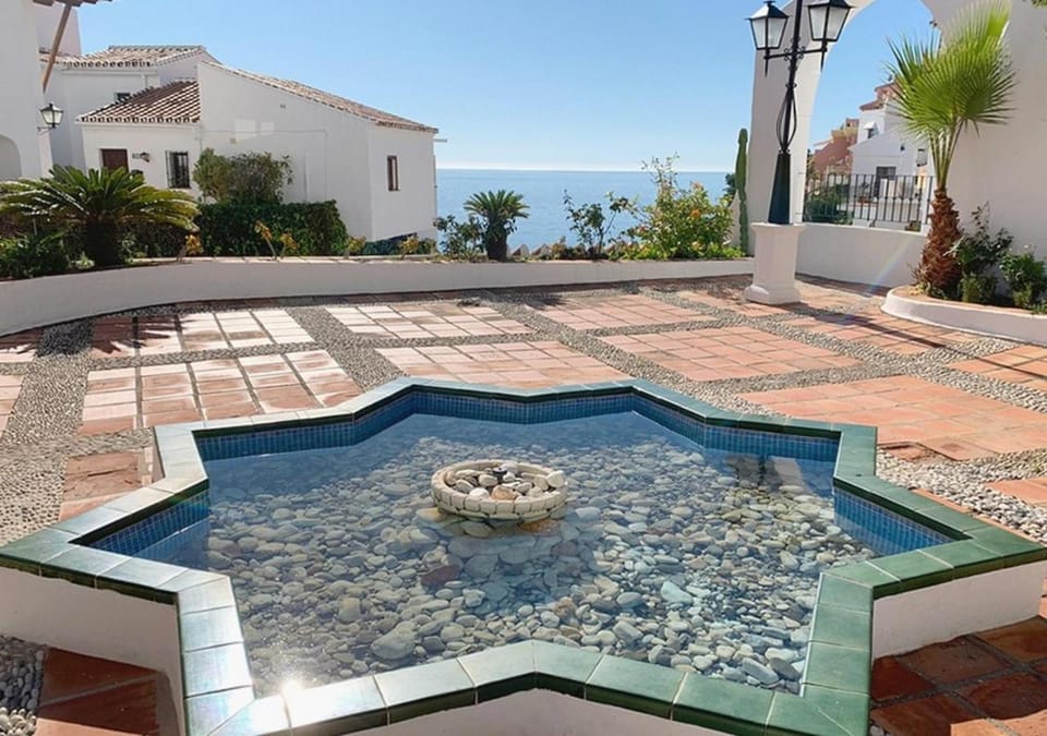 Property building, Patio, Sea view
