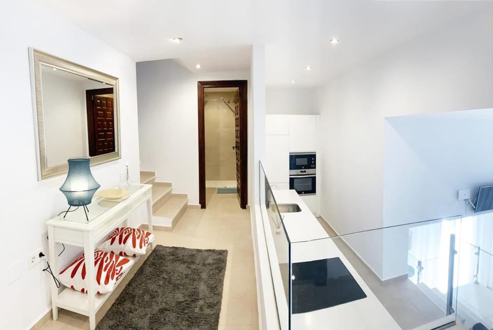 Kitchen or kitchenette, minibar, pet friendly, stove, washing machine