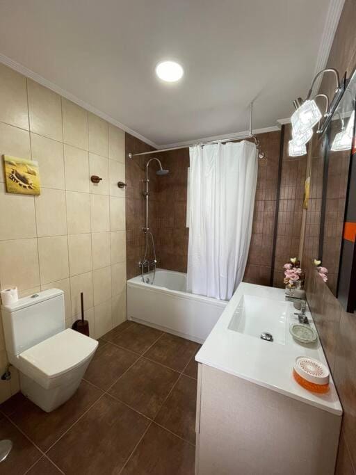 Shower, Bathroom, Bath, towels