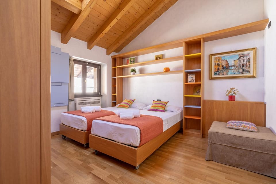 Bed, Photo of the whole room, Bedroom, towels, wardrobe