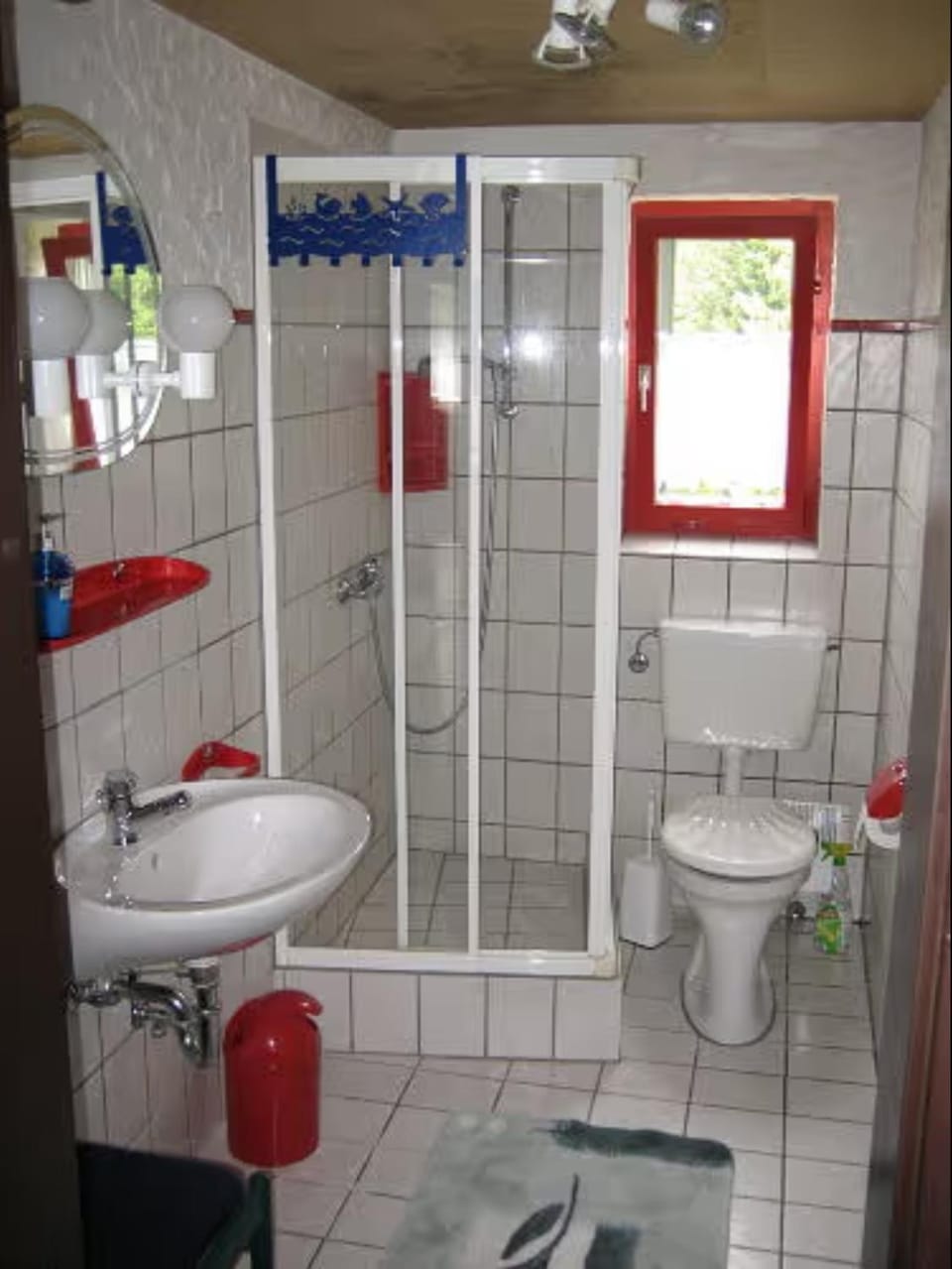 Bathroom, Living room