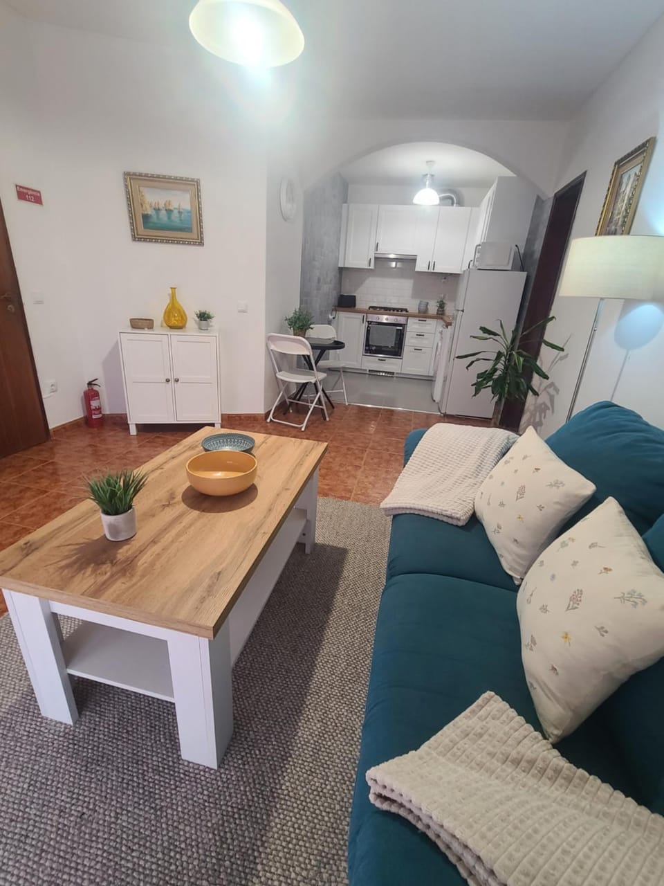Kitchen or kitchenette, Living room, Seating area