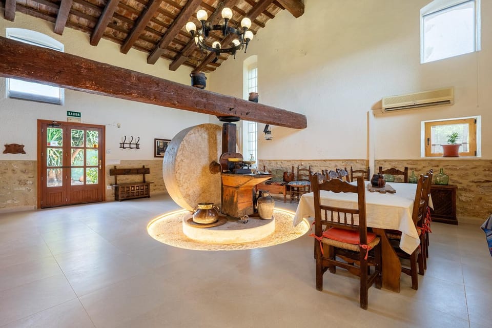 Property building, Living room