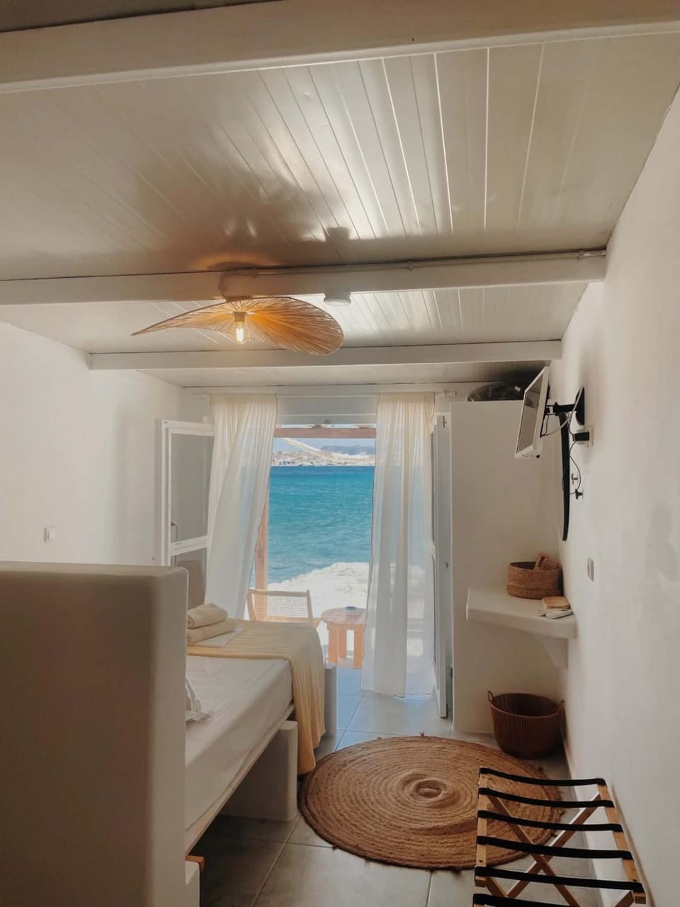 Zacharias Seaside Studio Kimolos House in Milos