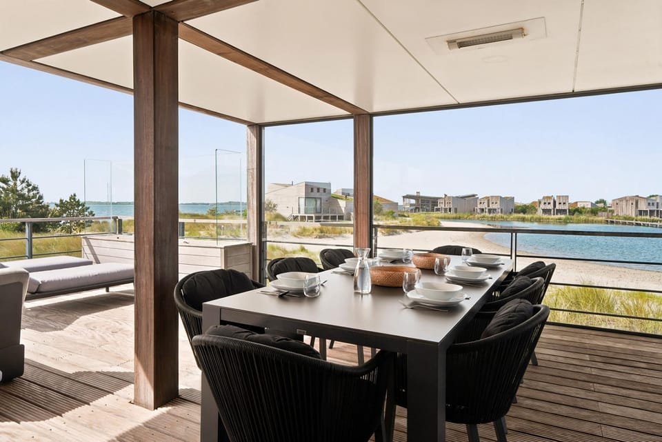 Villa 67 – Pastel Palette | Design villa by the beach with views over the water Villa in Ouddorp