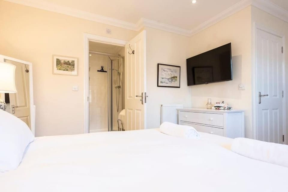 Fromus Rise, Saxmundham House in Suffolk Coastal District