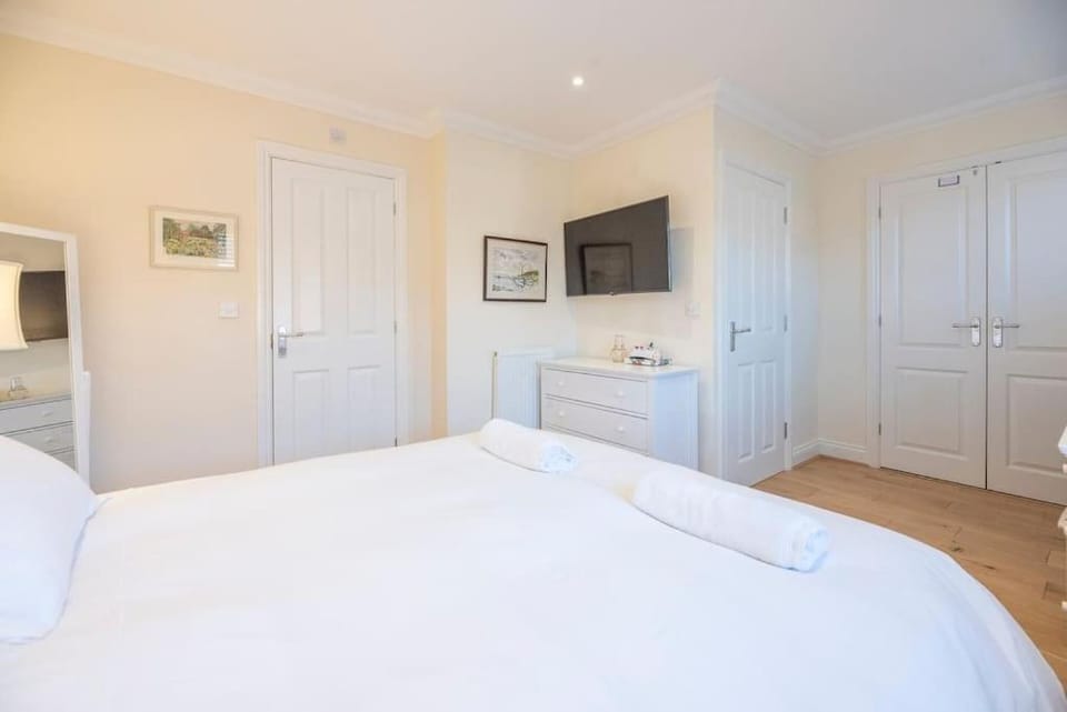 Fromus Rise, Saxmundham House in Suffolk Coastal District