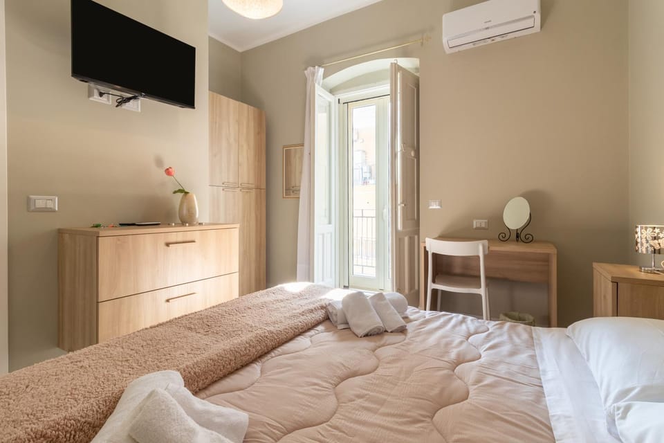 Living room, Bedroom