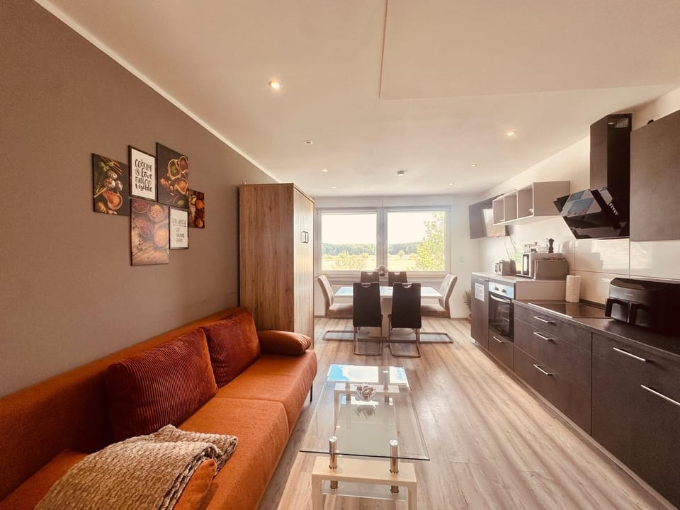 Communal lounge/ TV room, Bed, TV and multimedia, Coffee/tea facilities, Living room, Bedroom, kitchen