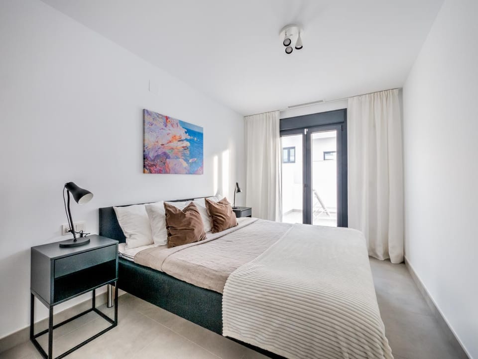 Bed, Bedroom