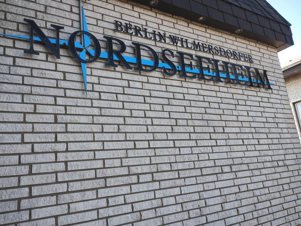 Berlin-Wilmersdorfer Nordseeheim - mit Etagenküchen zur Selbstversorgung Bed and Breakfast in Nordfriesland