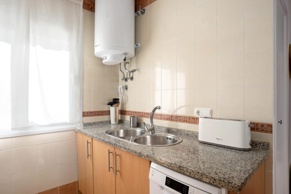 Kitchen or kitchenette, Living room