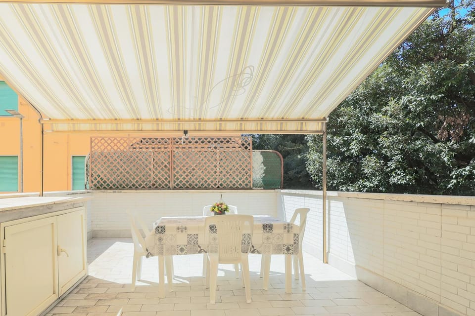Patio, Balcony/Terrace