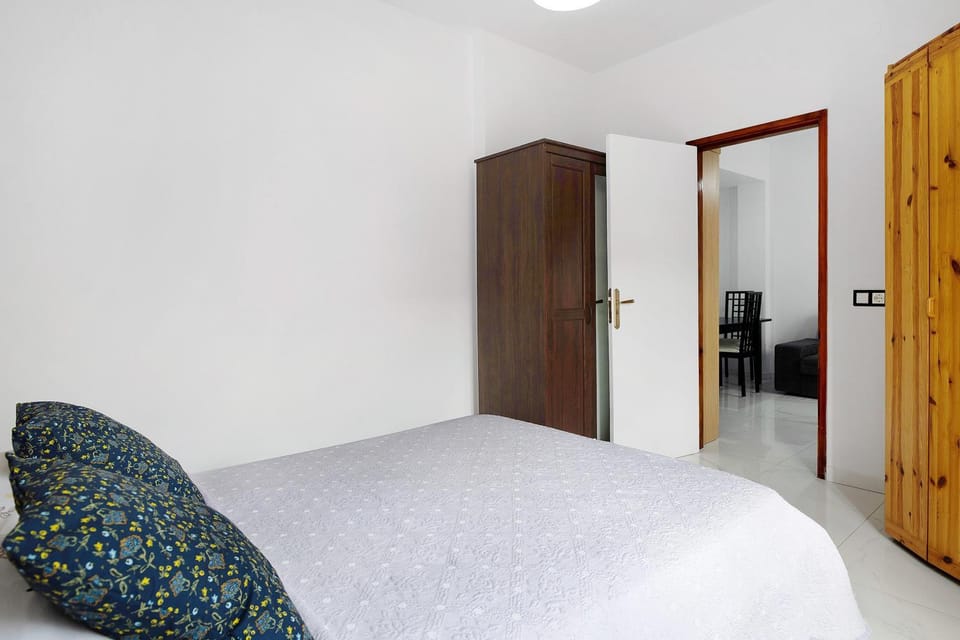 Living room, Bedroom